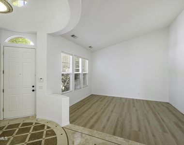 3178 Sunset Hills Boulevard - Photo Thumbnail 3