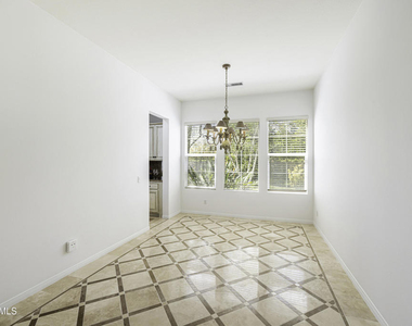 3178 Sunset Hills Boulevard - Photo Thumbnail 4