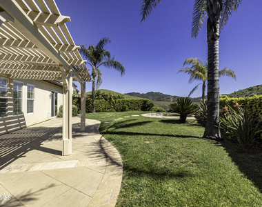3178 Sunset Hills Boulevard - Photo Thumbnail 18