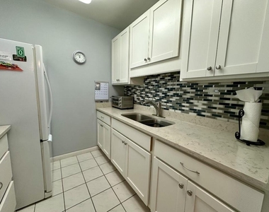 1001 Ne 8th Avenue - Photo Thumbnail 9