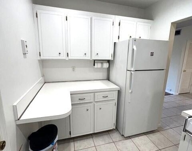 6800 Ne 22nd Way - Photo Thumbnail 7