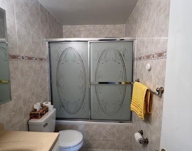 6800 Ne 22nd Way - Photo Thumbnail 12