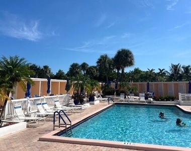6800 Ne 22nd Way - Photo Thumbnail 20