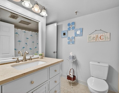 801 S Ocean Drive - Photo Thumbnail 2