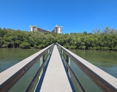 801 S Ocean Drive - Photo Thumbnail 23