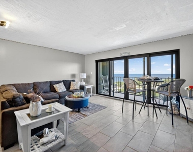 801 S Ocean Drive - Photo Thumbnail 25