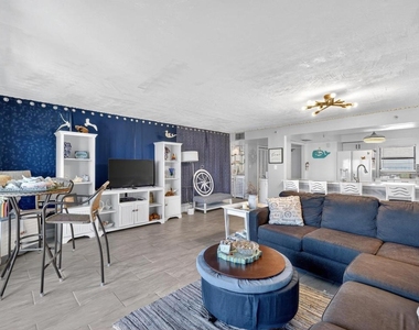 801 S Ocean Drive - Photo Thumbnail 17