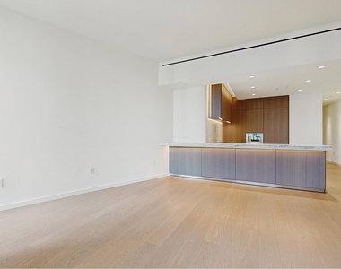 500 W 18th Street - Photo Thumbnail 3
