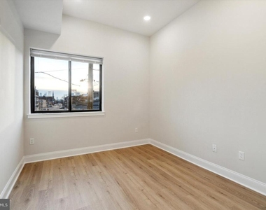2157 E Lehigh Avenue - Photo Thumbnail 19
