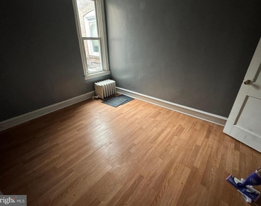 7242 Elmwood Avenue - Photo Thumbnail 5
