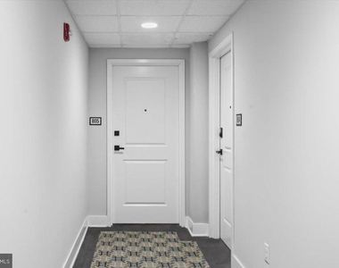 231 State Street - Photo Thumbnail 2