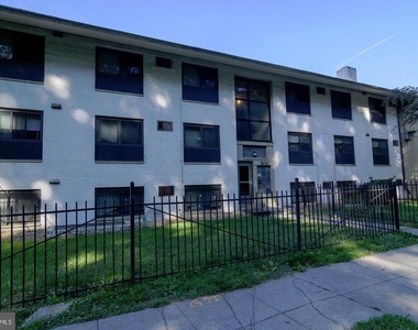 3103 Naylor Road Se - Photo Thumbnail 1