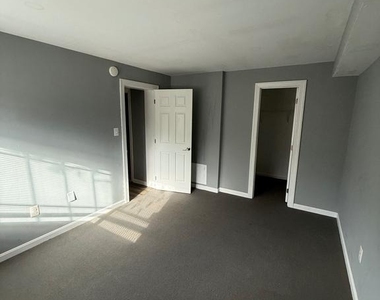3103 Naylor Road Se - Photo Thumbnail 10