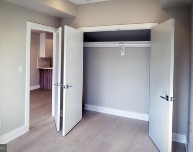 812 18th Street Ne - Photo Thumbnail 1
