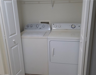 137 Milwaukee Boulevard - Photo Thumbnail 5