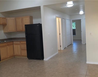 137 Milwaukee Boulevard - Photo Thumbnail 2