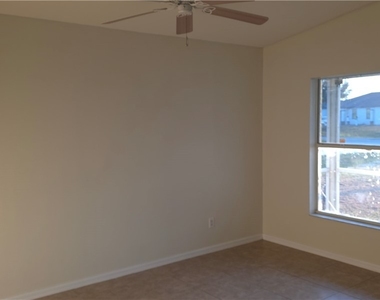 137 Milwaukee Boulevard - Photo Thumbnail 9