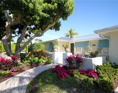 1645 Mullet Court - Photo Thumbnail 2