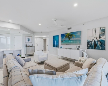 1065 Borghese Lane - Photo Thumbnail 7