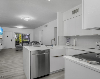 201 S Collier Boulevard - Photo Thumbnail 9