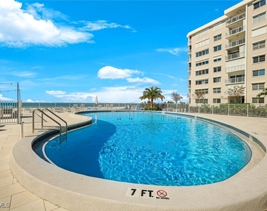 3443 Gulf Shore Boulevard N - Photo Thumbnail 21