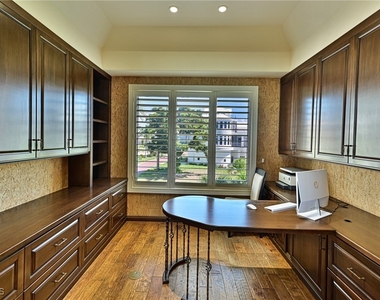 110 Saint Eustacius Lane - Photo Thumbnail 16
