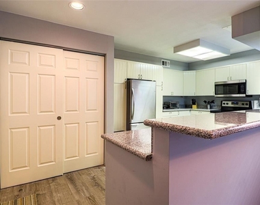 4724 Post Oak Timber Drive - Photo Thumbnail 11