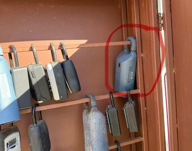 2820 S Bartell Drive - Photo Thumbnail 14