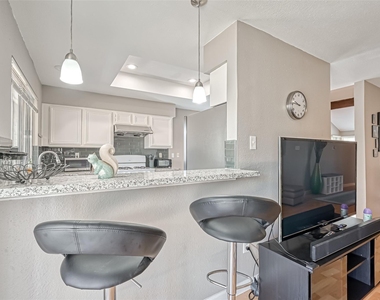 2215 Fort Laramie Drive - Photo Thumbnail 14