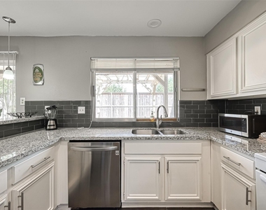 2215 Fort Laramie Drive - Photo Thumbnail 17