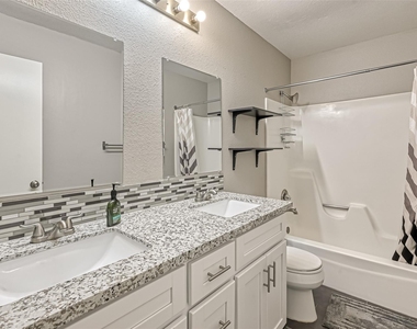 2215 Fort Laramie Drive - Photo Thumbnail 22
