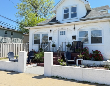 610 Laurelton Boulevard - Photo Thumbnail 1