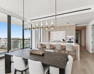 1000 Water Street - Photo Thumbnail 18