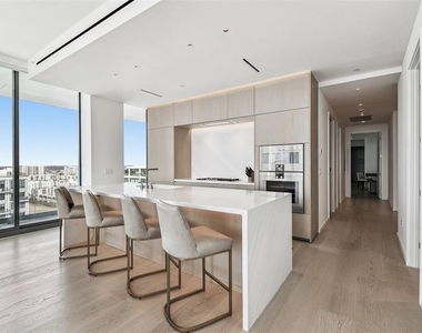 1000 Water Street - Photo Thumbnail 16