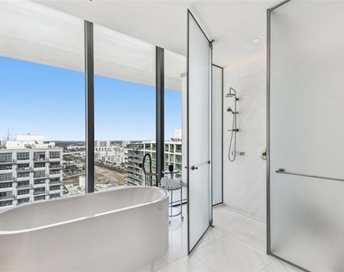 1000 Water Street - Photo Thumbnail 32