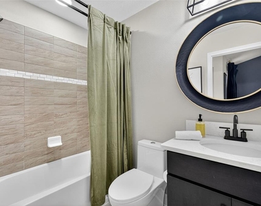 2419 Foggy Creek Circle - Photo Thumbnail 23