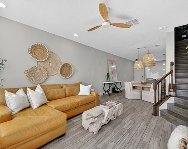 2419 Foggy Creek Circle - Photo Thumbnail 15