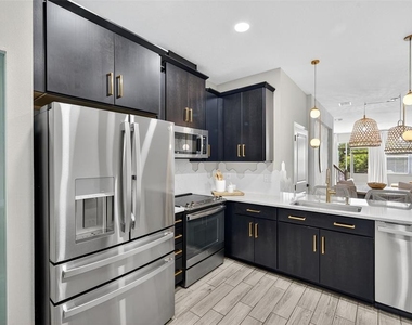 2419 Foggy Creek Circle - Photo Thumbnail 4