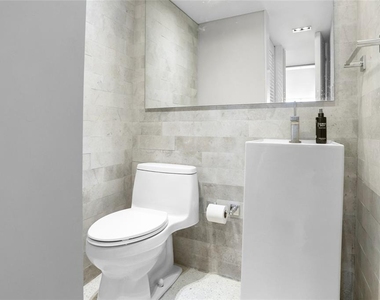 860 Ashford Avenue #5c Unit #1 - Photo Thumbnail 10