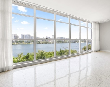 860 Ashford Avenue #5c Unit #1 - Photo Thumbnail 1