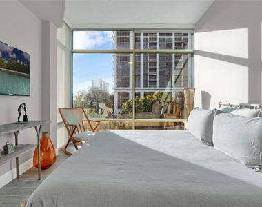 525 E Jackson Street - Photo Thumbnail 29