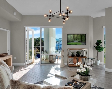 525 E Jackson Street - Photo Thumbnail 13