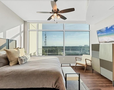 525 E Jackson Street - Photo Thumbnail 21