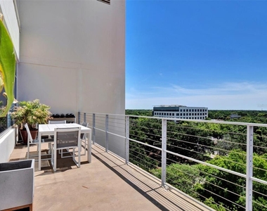 525 E Jackson Street - Photo Thumbnail 32