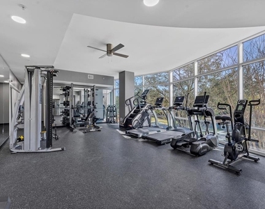 525 E Jackson Street - Photo Thumbnail 31
