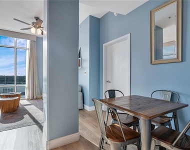 525 E Jackson Street - Photo Thumbnail 21