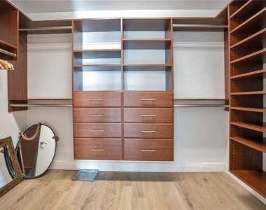 525 E Jackson Street - Photo Thumbnail 40
