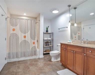 525 E Jackson Street - Photo Thumbnail 43