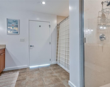 525 E Jackson Street - Photo Thumbnail 39