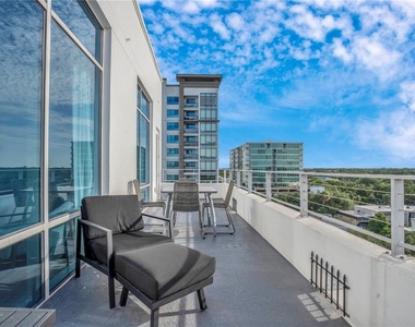 525 E Jackson Street - Photo Thumbnail 31